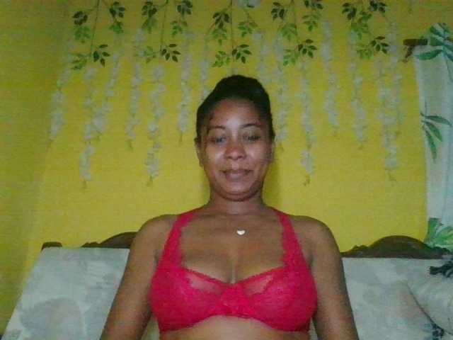 FredahSannie webcam