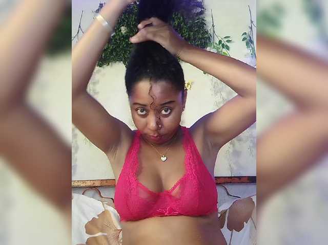 FredahSannie live cam on BongaCams