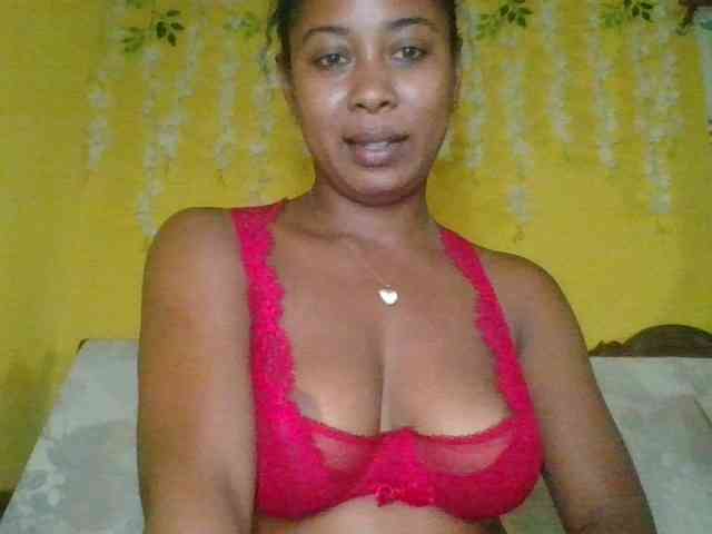 FredahSannie webcam