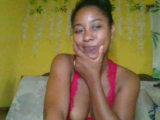 FredahSannie webcam