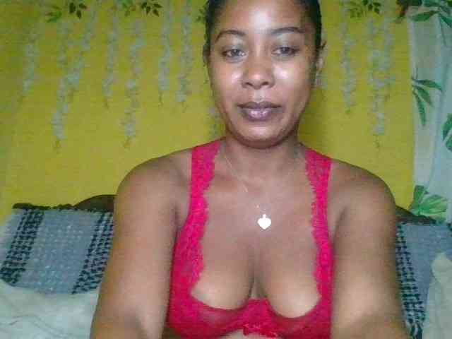 FredahSannie webcam