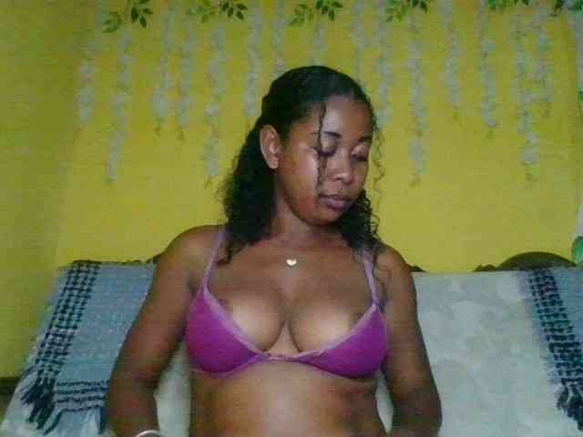 FredahSannie webcam