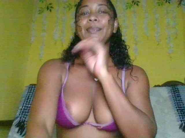 FredahSannie webcam