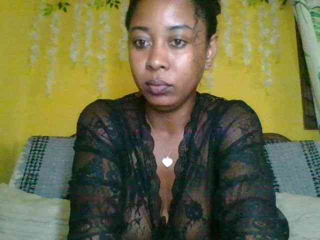 FredahSannie webcam