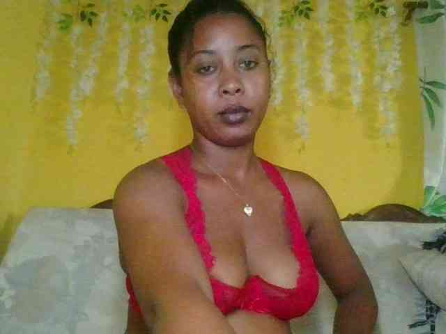 FredahSannie webcam