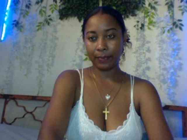 Modèle: ymalayah