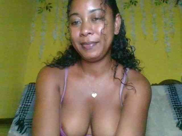 FredahSannie webcam