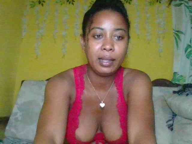 FredahSannie webcam