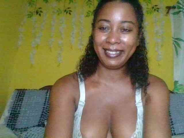 FredahSannie webcam