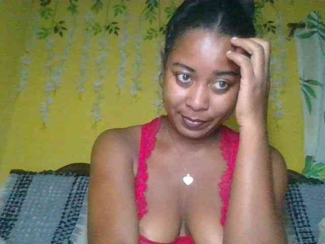 FredahSannie webcam