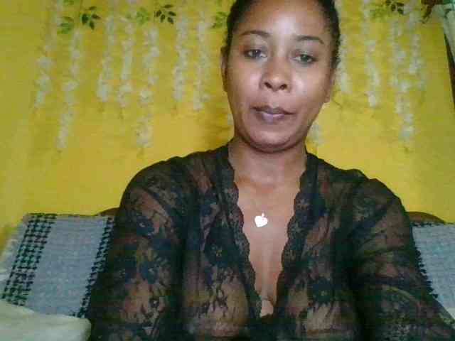 FredahSannie webcam