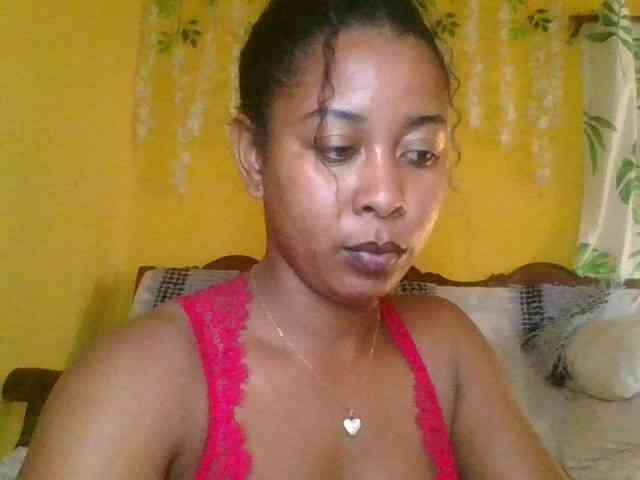 FredahSannie webcam