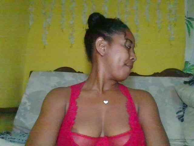 FredahSannie webcam