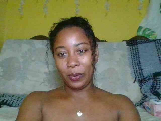 FredahSannie webcam