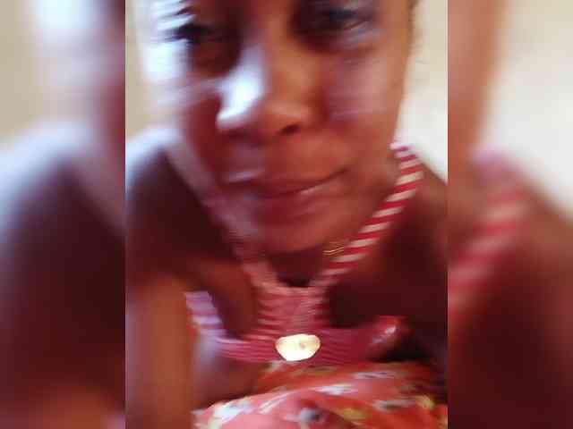 FredahSannie webcam