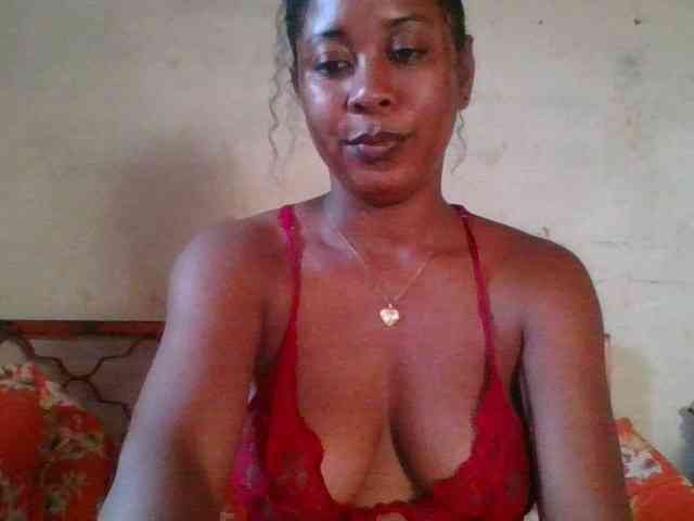 FredahSannie webcam