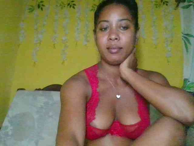 FredahSannie webcam