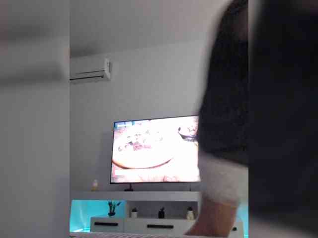 Leslie08