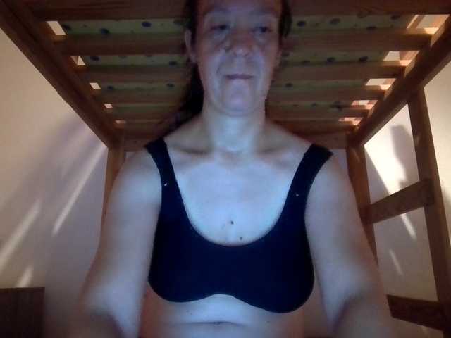 Candela41 live cam on BongaCams