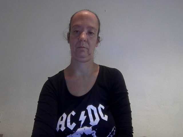 Candela41, en directo ahora en BongaCams