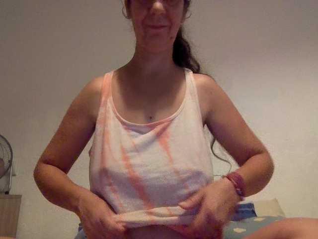 Candela41 live cam preview