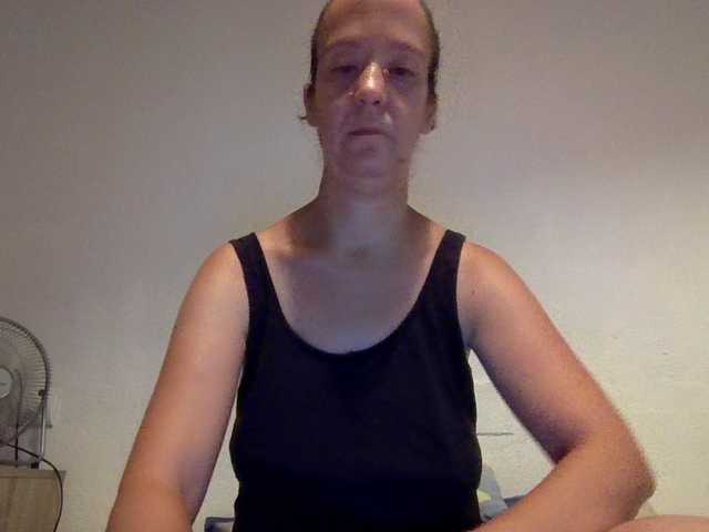 Candela41 live cam on BongaCams