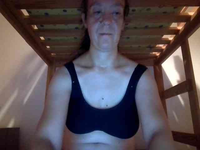 Candela41 Live Webcam on BongaCams