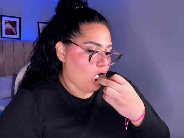 -michel-bbw Live Webcam on BongaCams