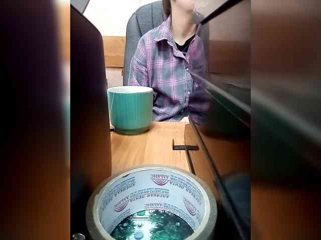 Molii-Molii35 webcam