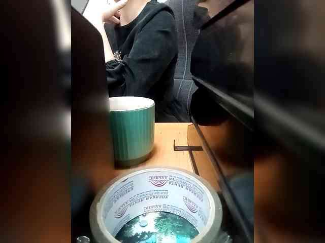 Molii-Molii35 webcam