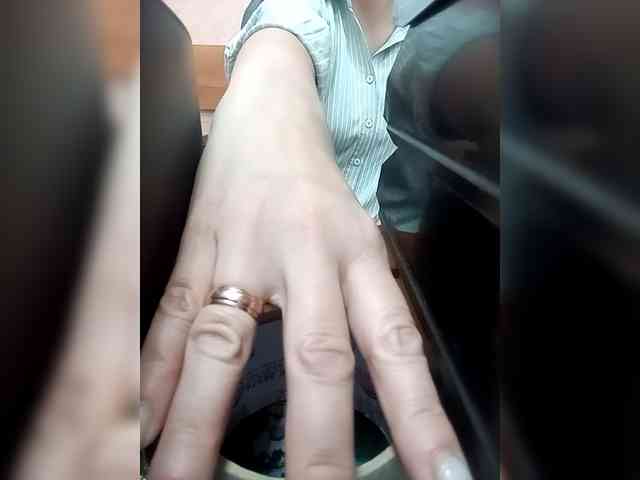 Molii-Molii35 webcam