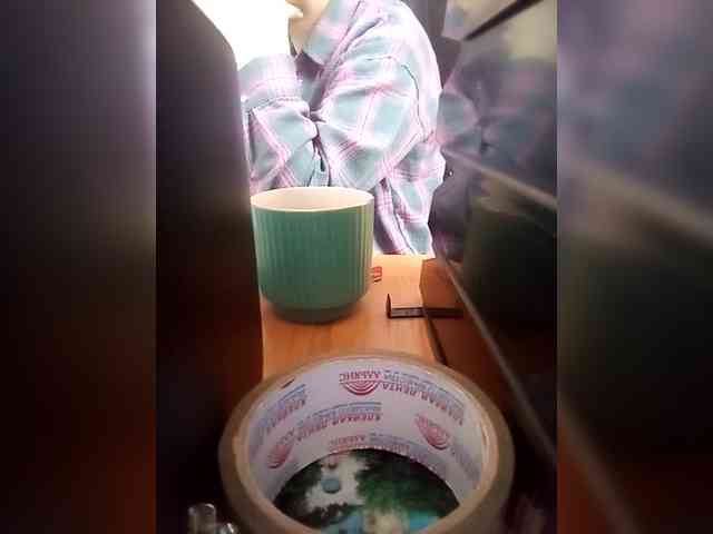 Molii-Molii35 webcam