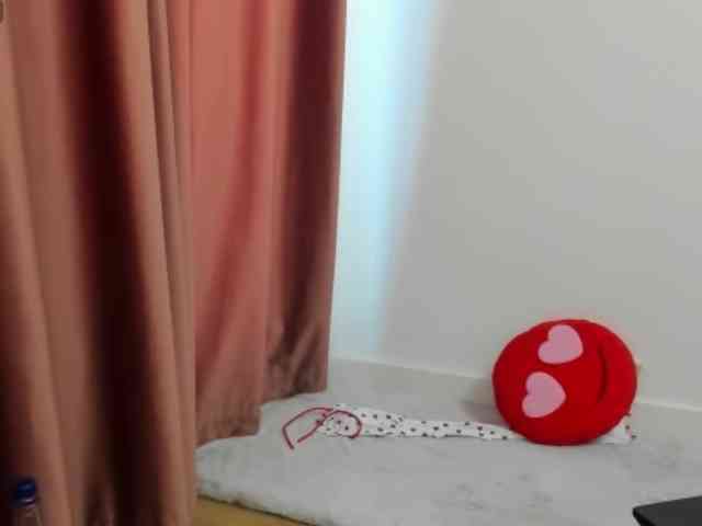 LadyLyanna25 webcam