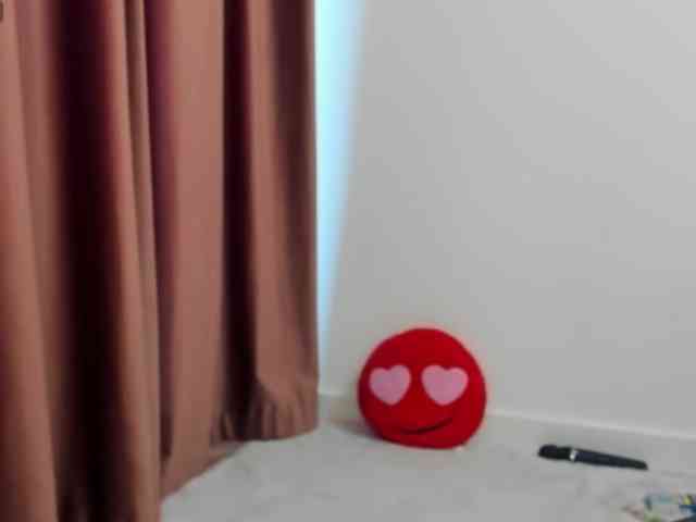 LadyLyanna25 webcam