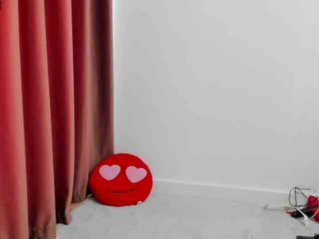 LadyLyanna25 webcam