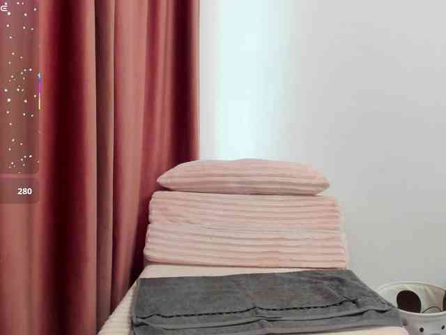 LadyLyanna25 webcam