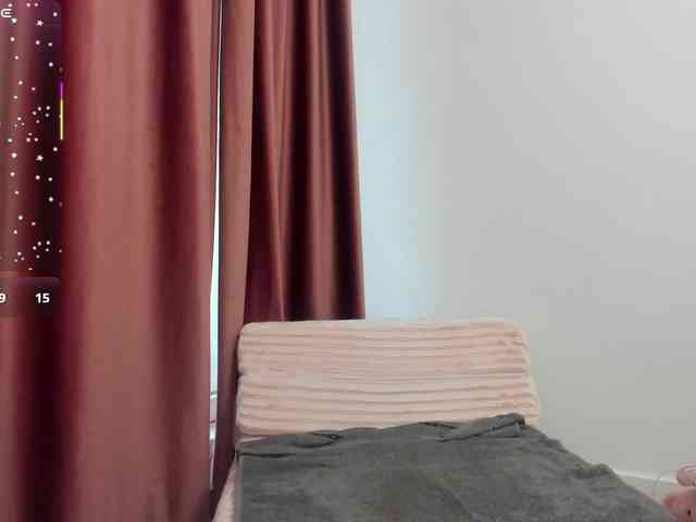LadyLyanna25 webcam
