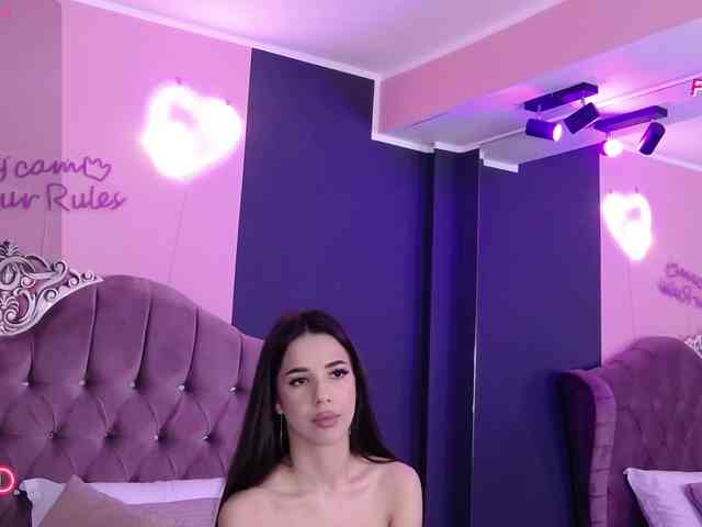 LaraKennt webcam