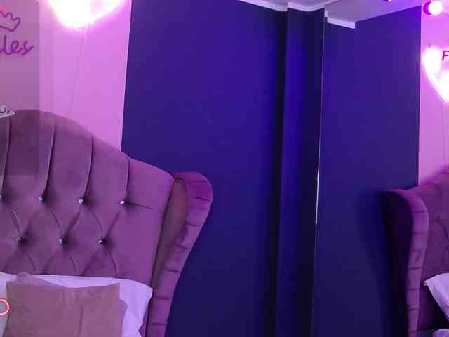 LaraKennt webcam