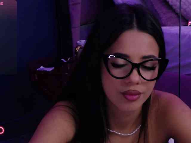 LaraKennt webcam