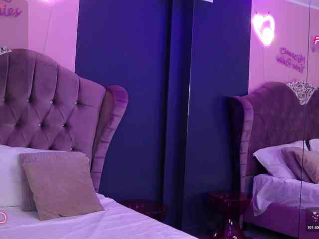 LaraKennt webcam