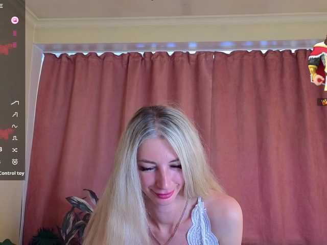 Skinnylady live cam on BongaCams
