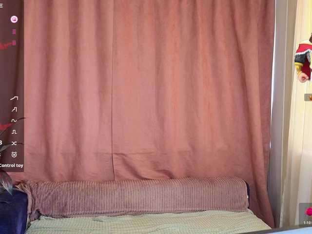 Skinnylady live webcam show