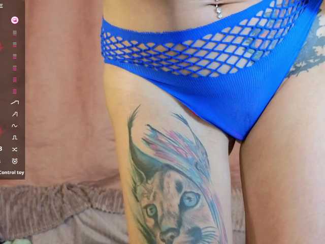 Skinnylady live cam on BongaCams