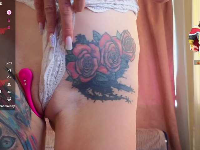 Skinnylady live cam on BongaCams