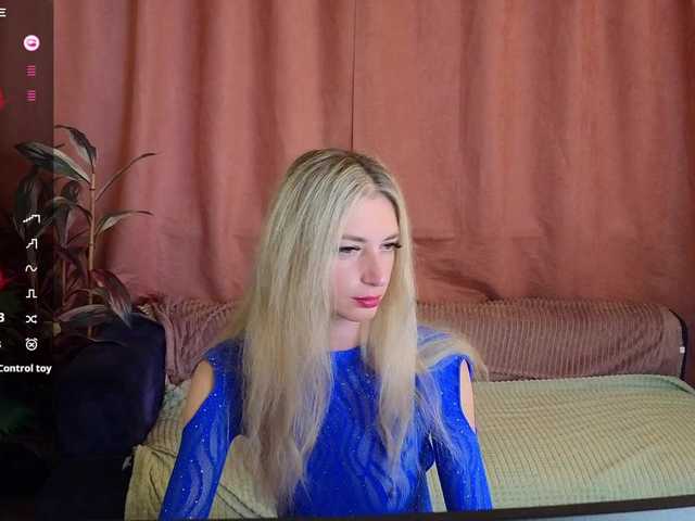 Skinnylady live cam on BongaCams