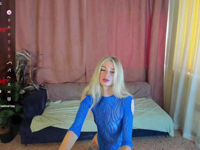 Skinnylady live cam on BongaCams