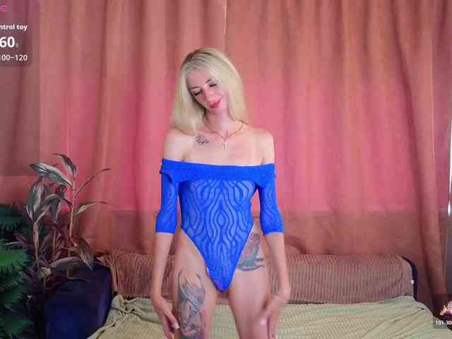 Model: Skinnylady