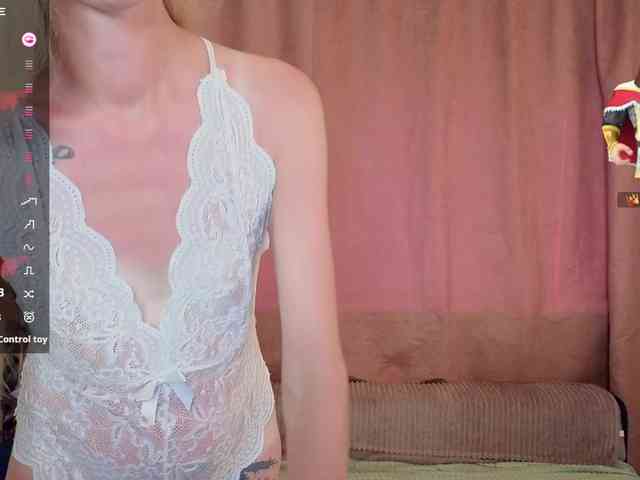 Skinnylady Live Webcam on BongaCams
