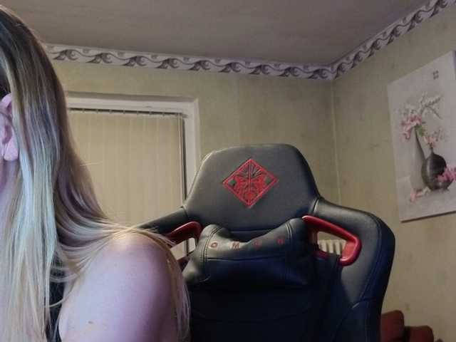 Angelika-Geil live cam preview